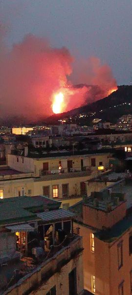 incendio napoli