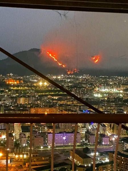 incendio napoli