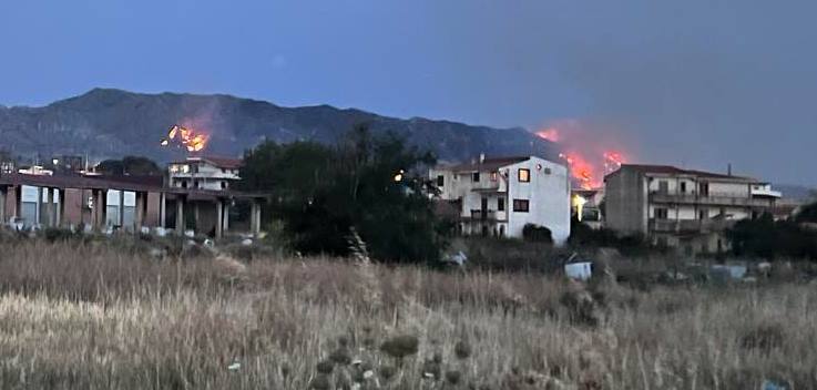 incendio reggio calabria