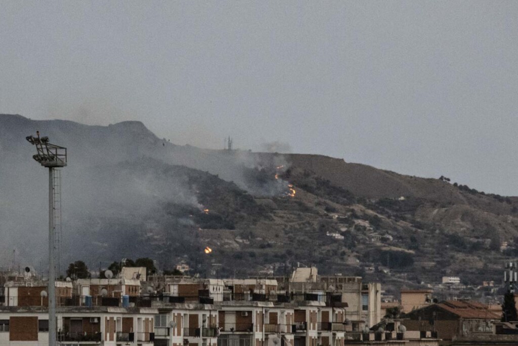 incendio reggio calabria