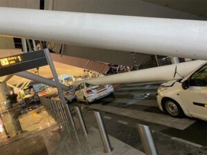 incidente aeroporto delhi