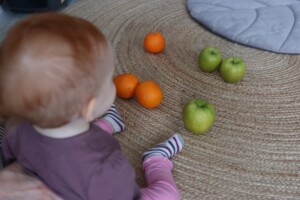 bambino piccolo studio apprendimento