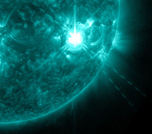 brillamento macchia solare ar3738