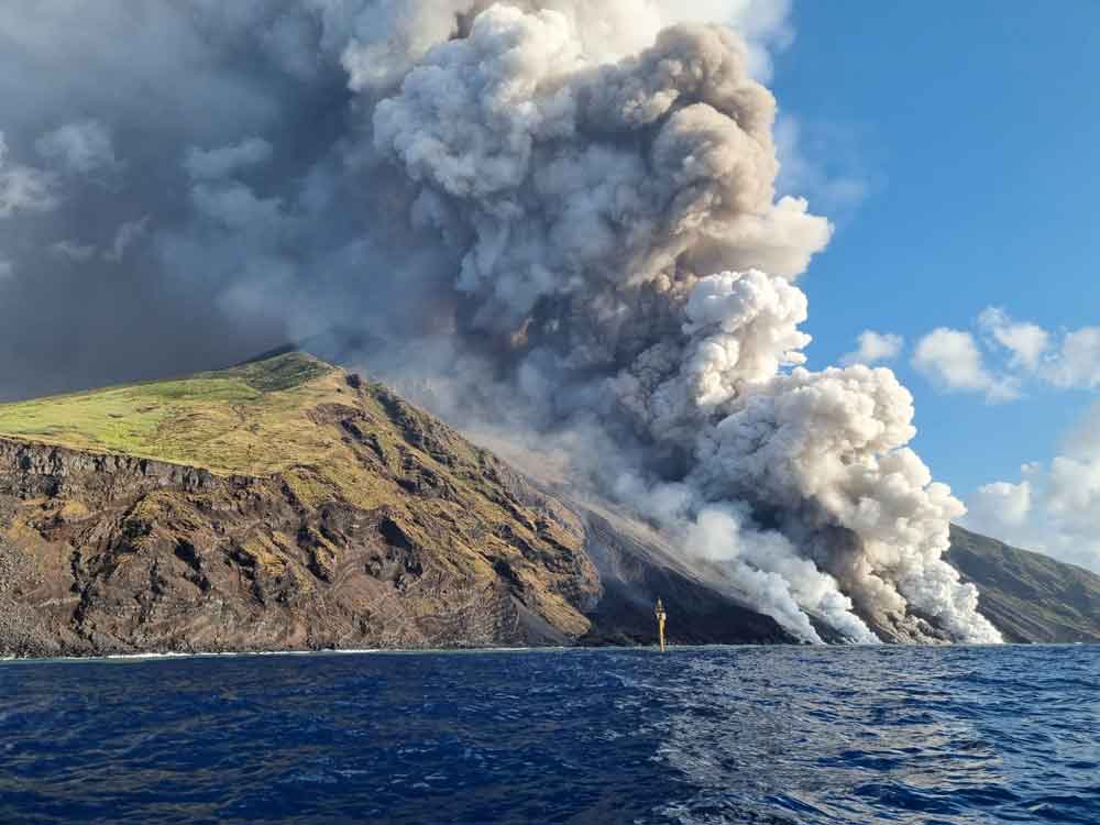 eruzione stromboli 4 luglio 2024