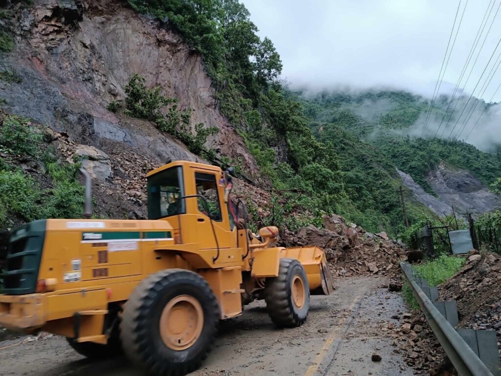 frana bus nepal