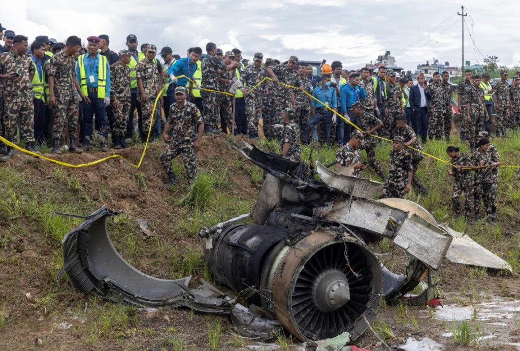 incidente aereo nepal