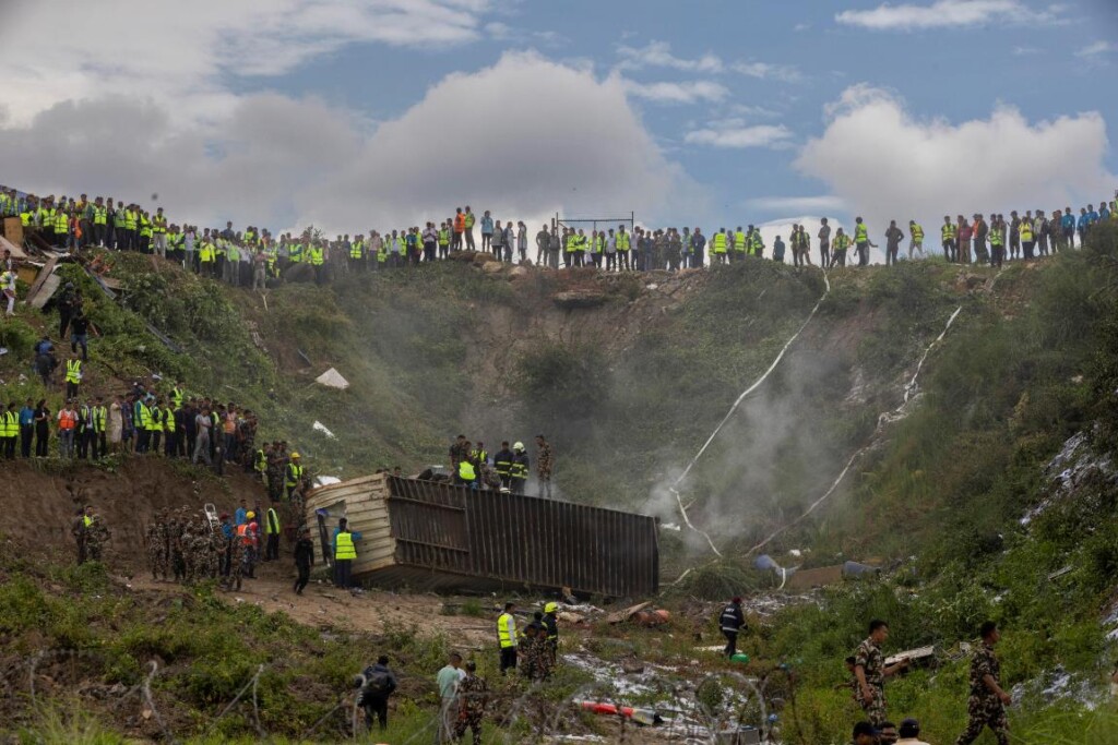 incidente aereo nepal