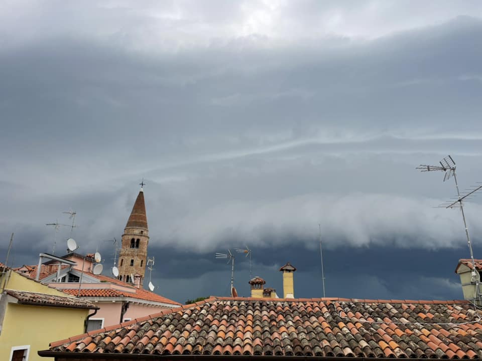 shelf cloud caorle