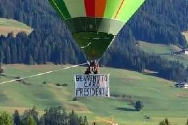 mattarella mongolfiera