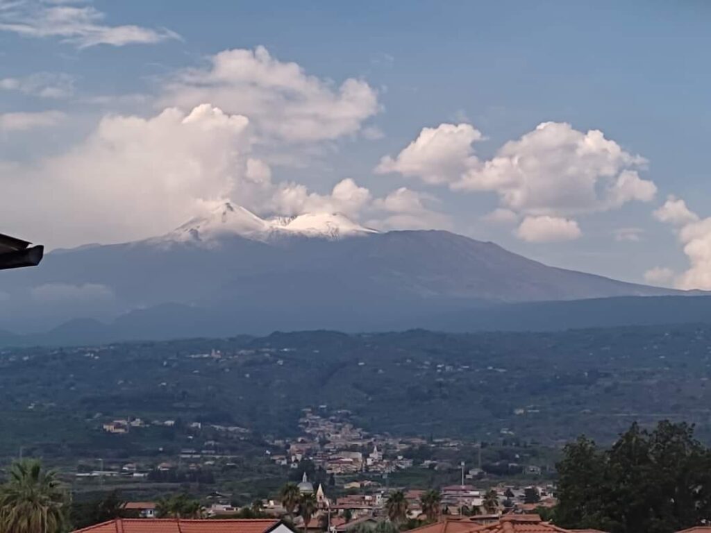 grandine etna 27 agosto 2024