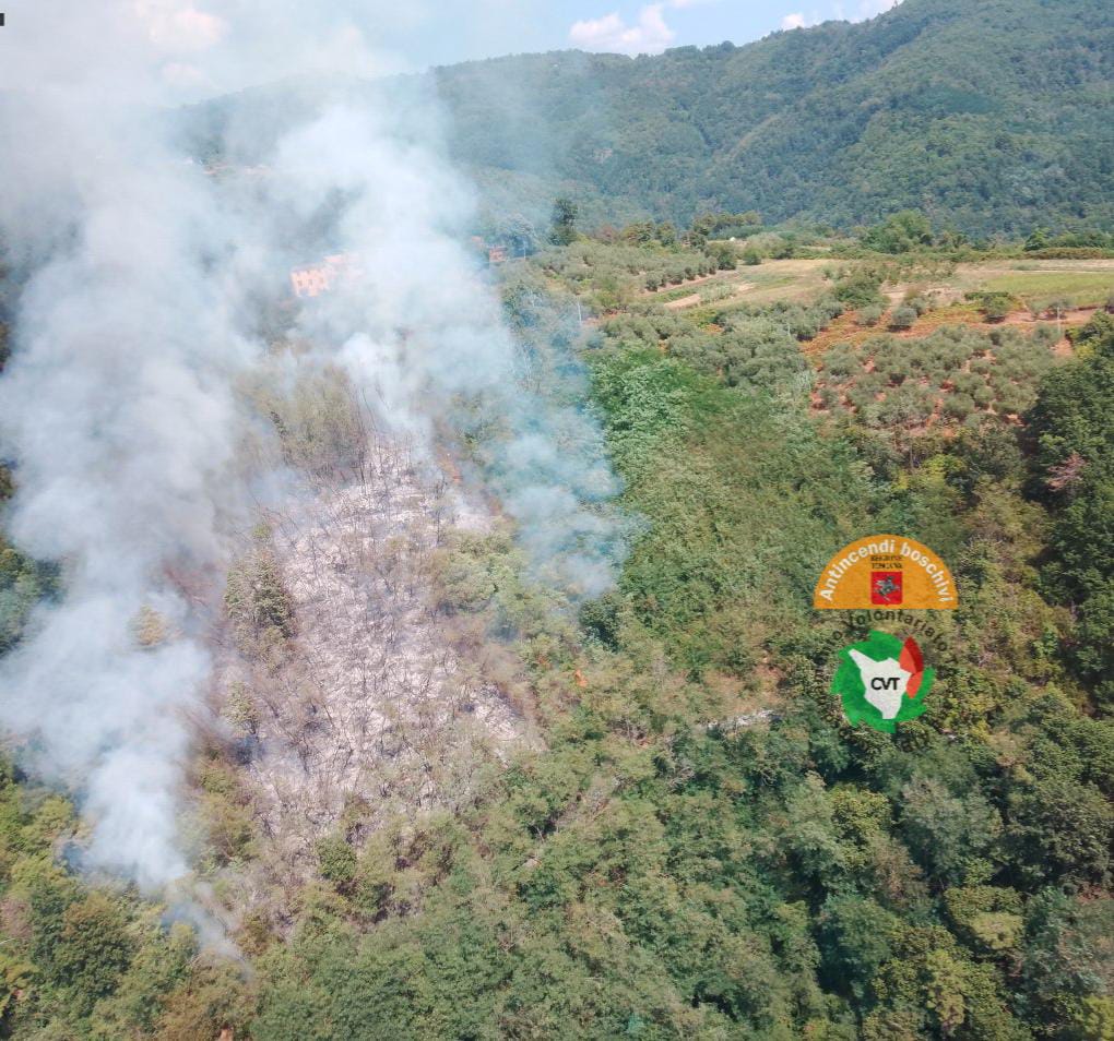 incendio marliana toscana