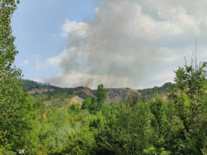 incendio montecalvo emilia romagna