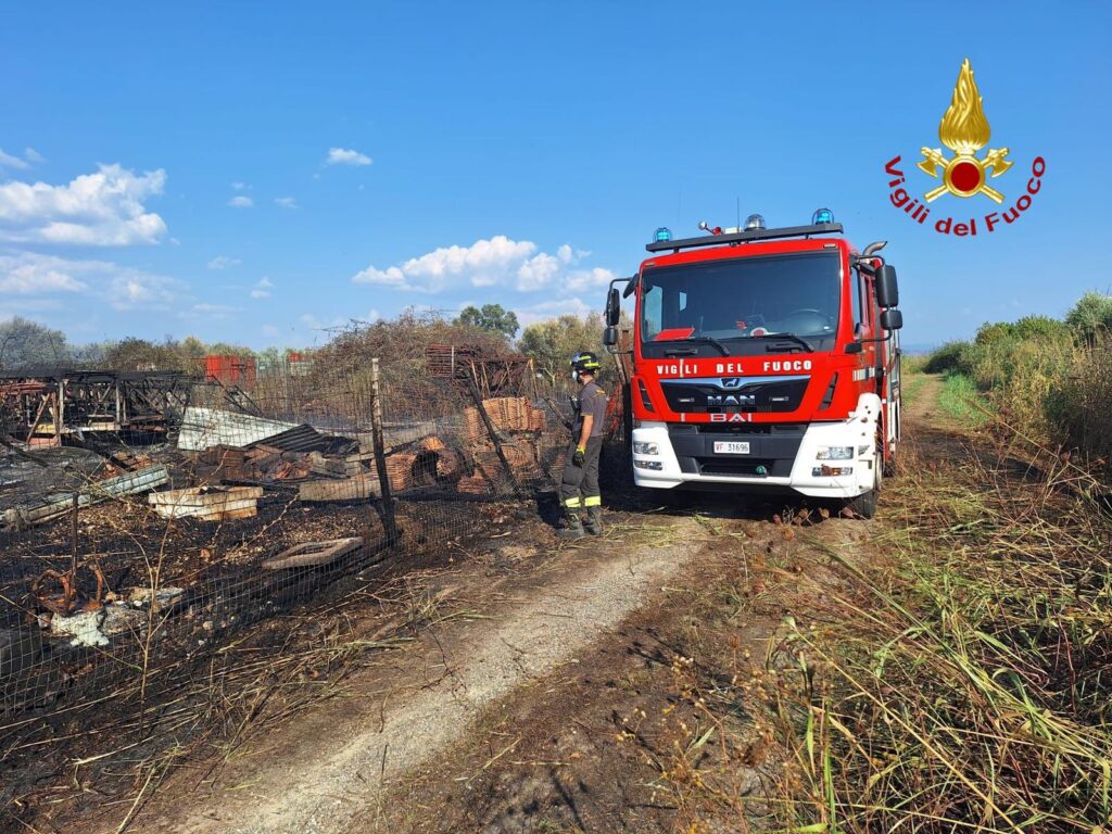 incendio poggiale toscana