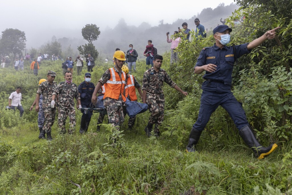 incidente elicottero nepal