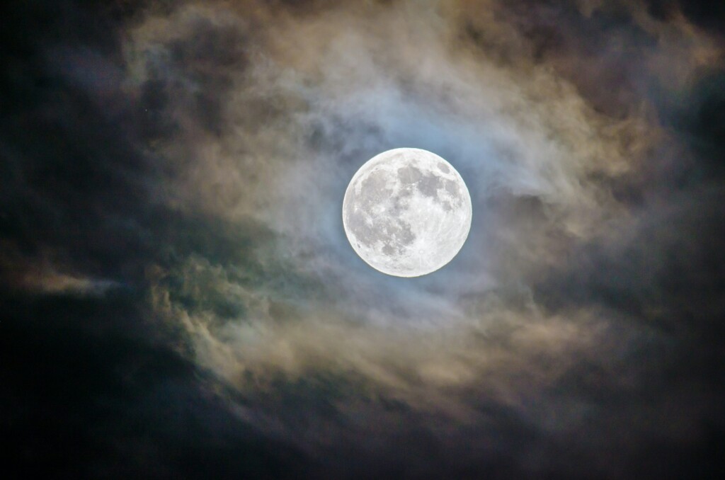 luna