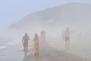 vento maltempo spiaggia