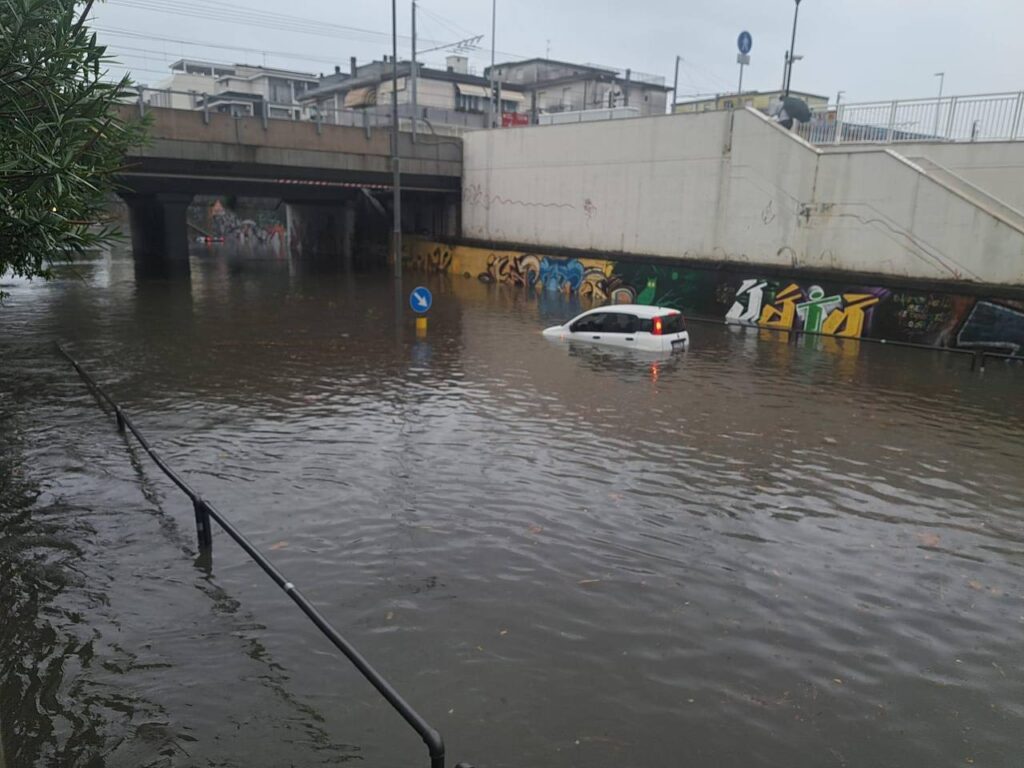 maltempo allagamenti oggi Rimini