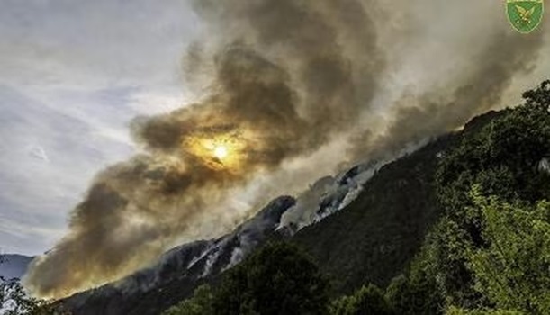 incendio monte cimadors friuli
