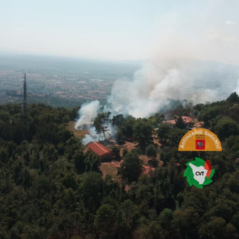 incendio montevettolini toscana