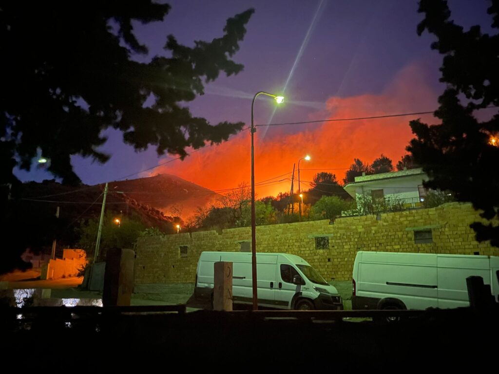 incendio palizzi marina calabria