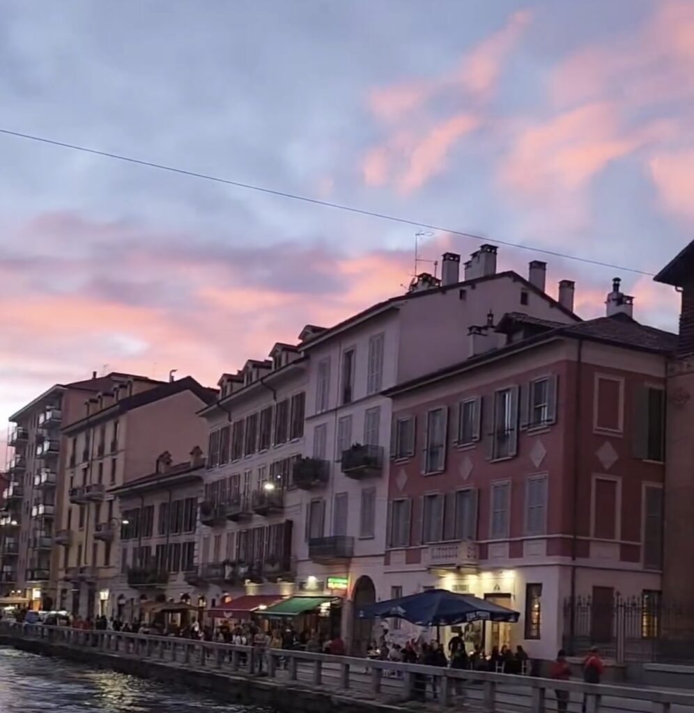 tramonto rosa milano