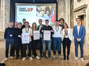 Start Venice Up