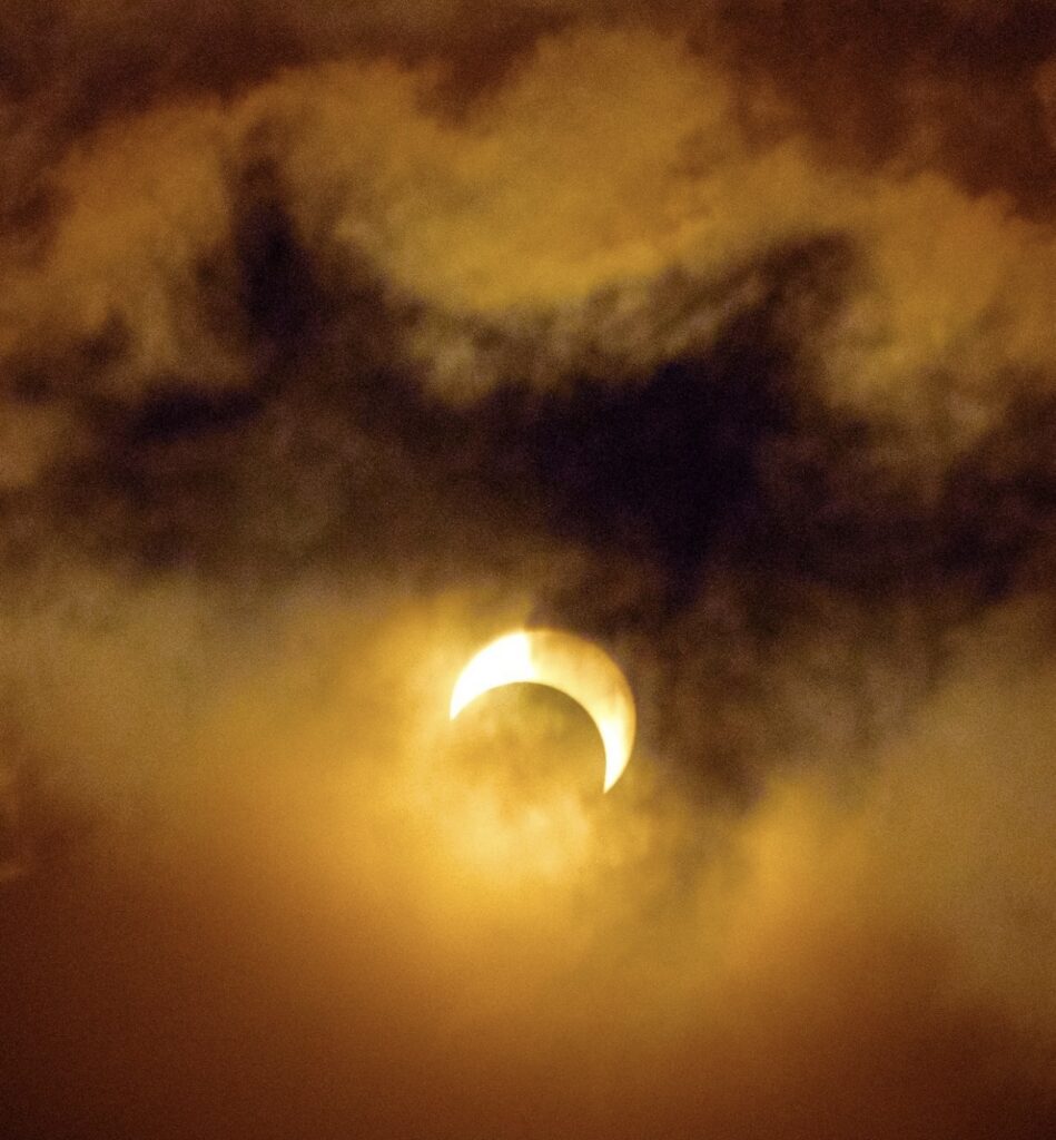 eclissi solare anulare anello fuoco argentina