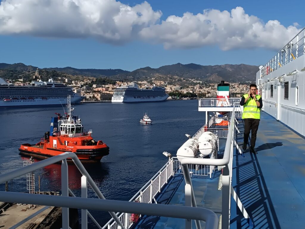 esercitazione stretto di messina