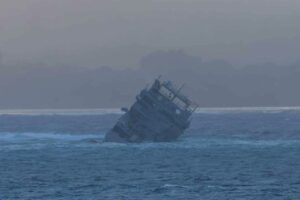 nave affondata samoa nuova zelanda