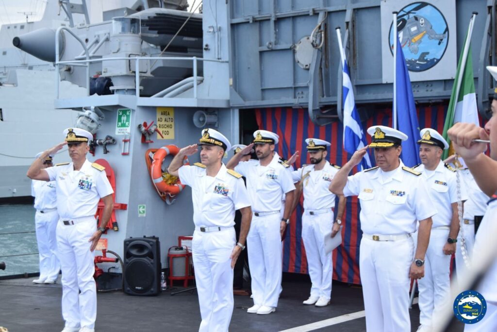 passaggio di consegne tra i Comandanti tattici dell'operazione EU Naval Force Mediterranean Irini