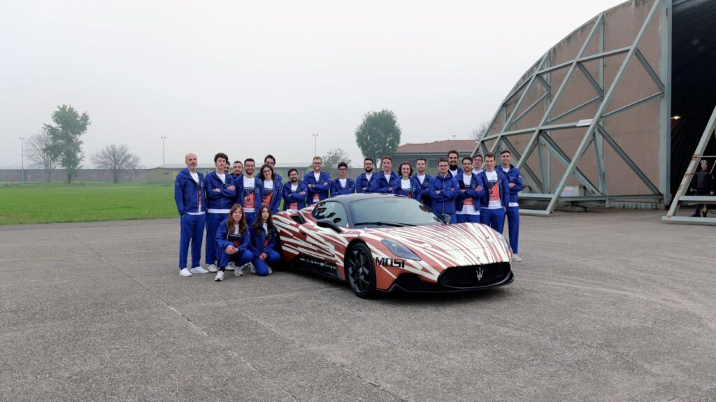 Maserati robo-driver 20