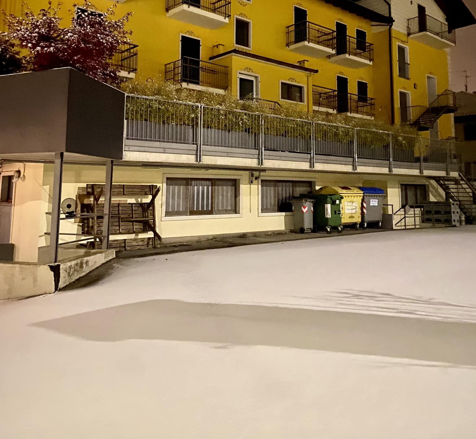 Maltempo: arrivata la prima neve della stagione a Bolzano e Trento | FOTO