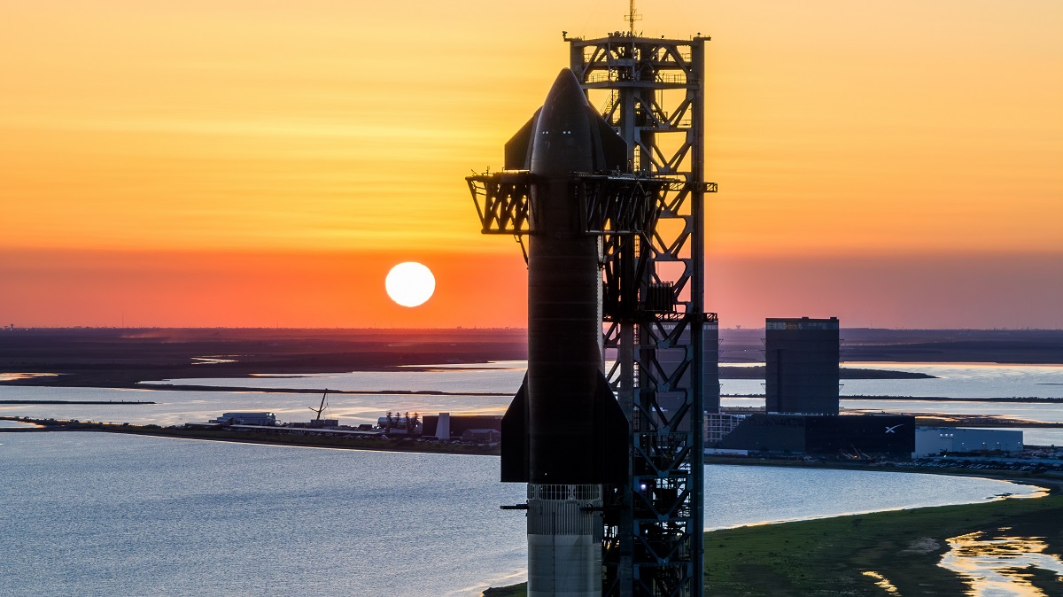 Starship pronto al decollo, SpaceX ottiene l’approvazione della FAA