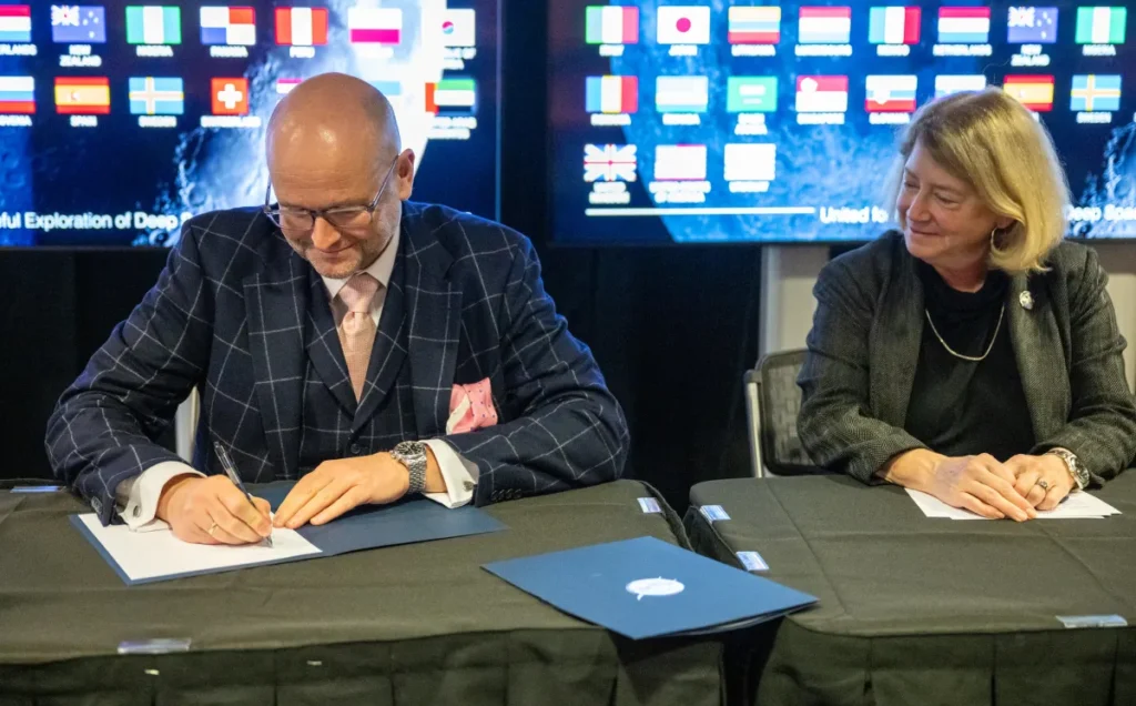 Liechtenstein firma Accordi Artemis