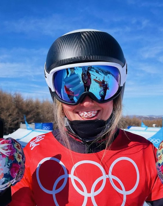 Snowboarder morta