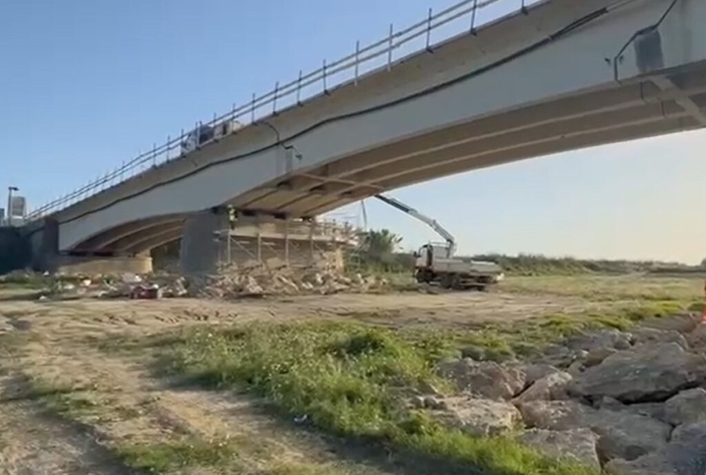 Viadotto fiume Neto