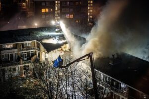 esplosione incendio l'aia
