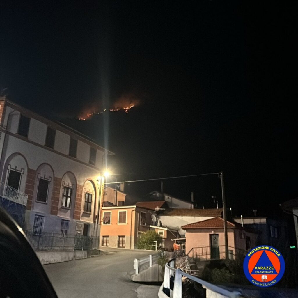 incendio alpicella varazze liguria