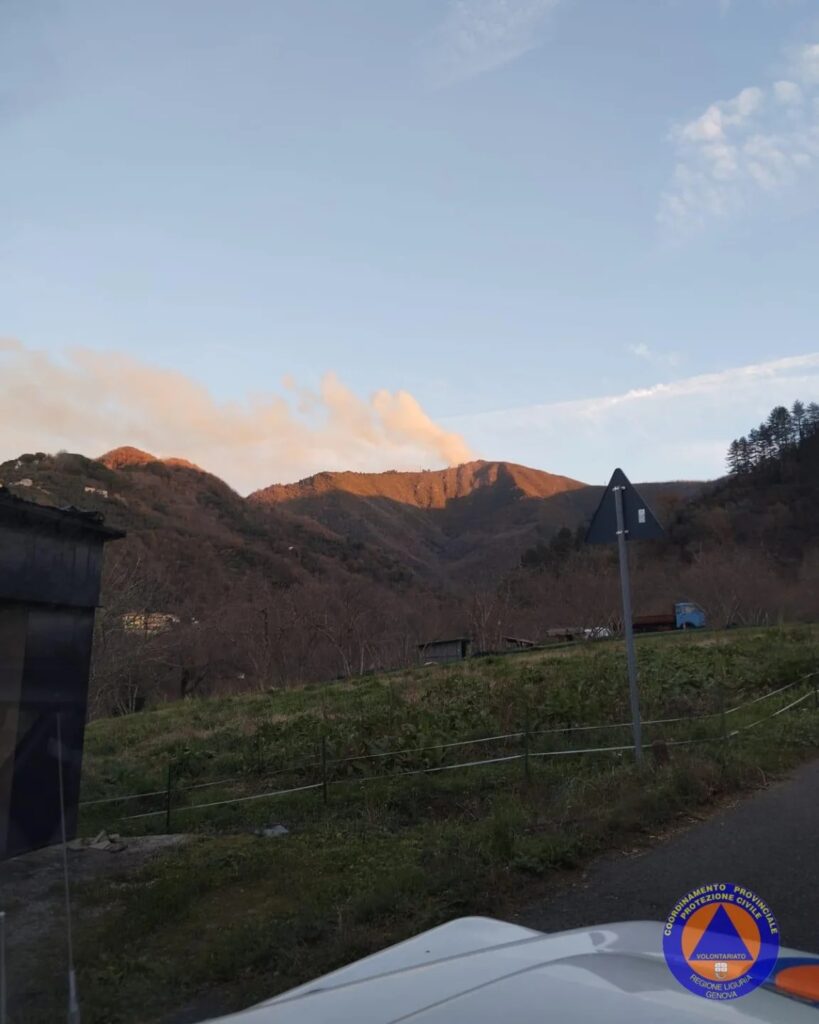 incendio monte ramaceto liguria