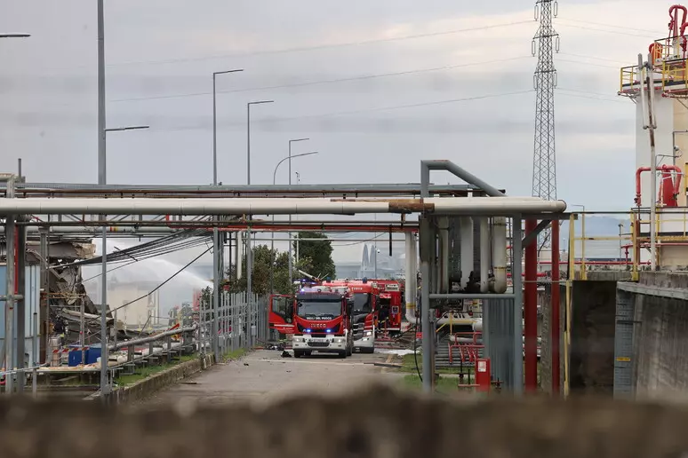 incidente incendio esplosione calenzano