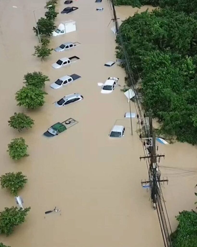 maltempo alluvione thailandia