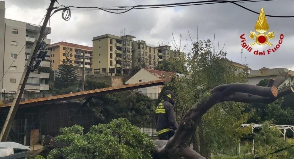 maltempo vento messina