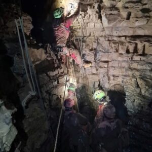soccorso alpino grotta