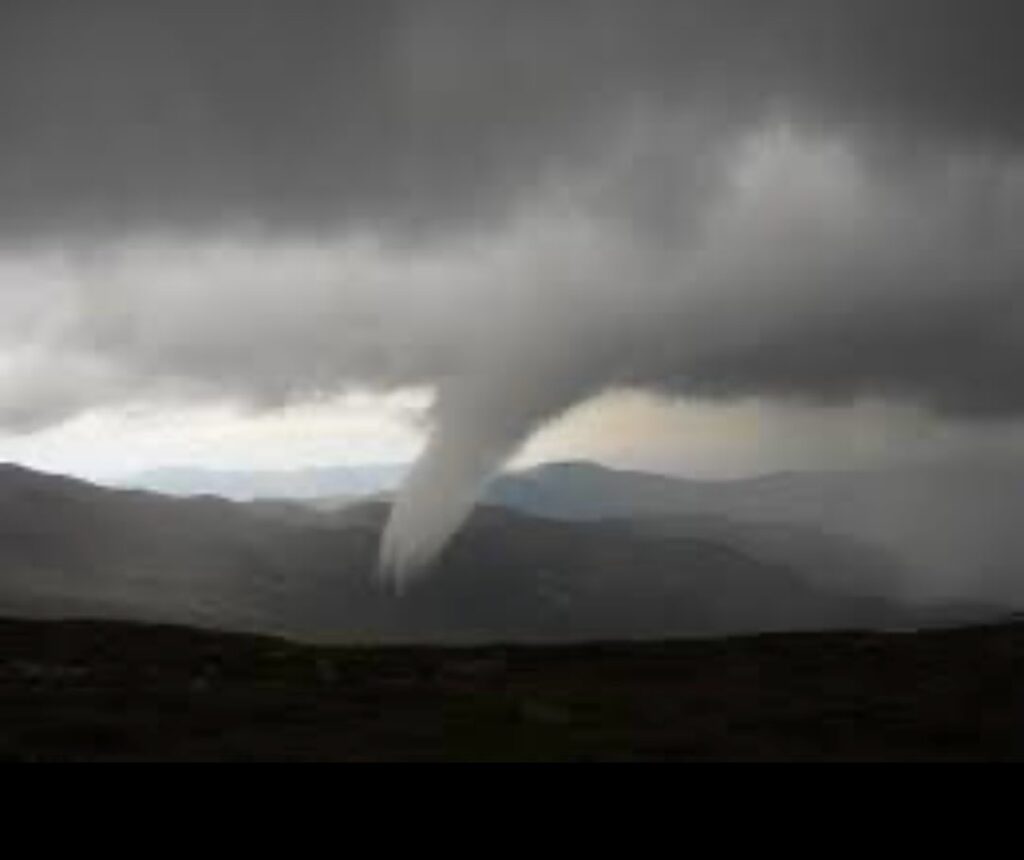 tornado scotts valley california usa maltempo