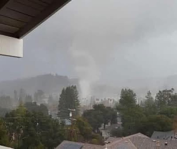 tornado scotts valley california usa maltempo