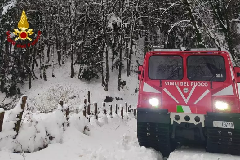 vigili del fuoco neve