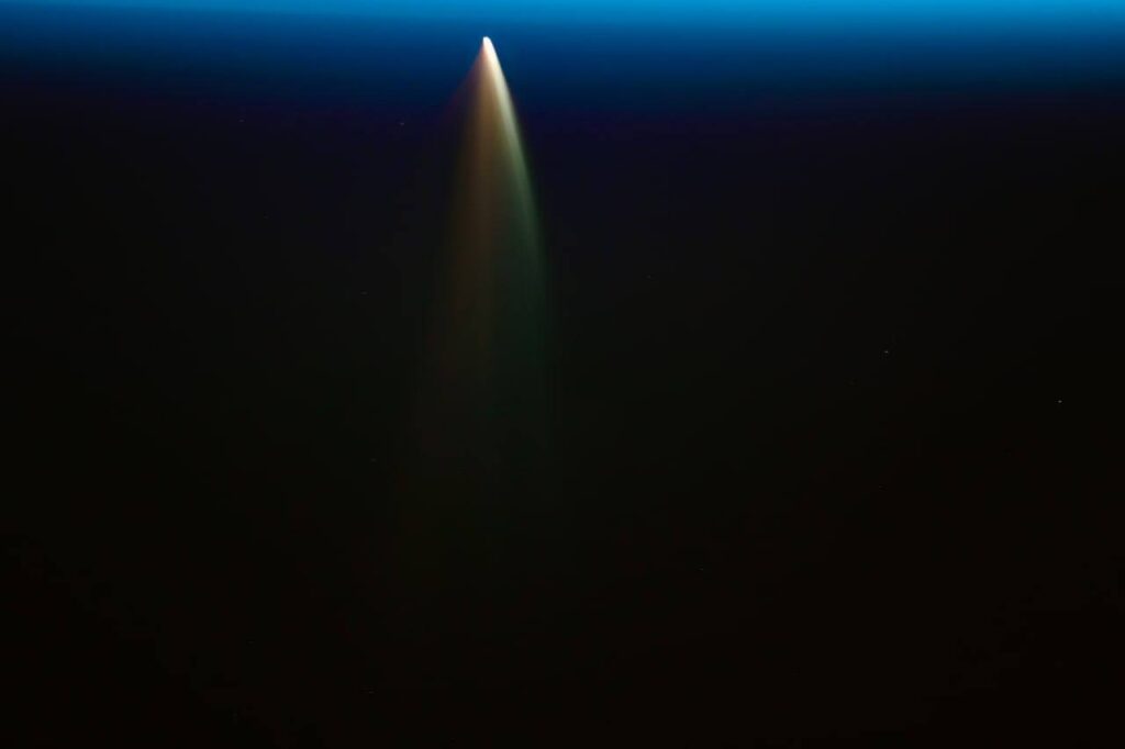 cometa C2024 G3 (ATLAS) stazione spaziale