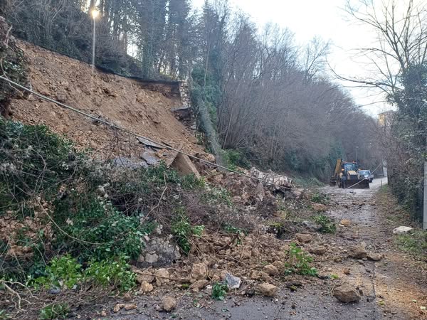 Maltempo Veneto, frana ad Altavilla Vicentina: case evacuate | FOTO
