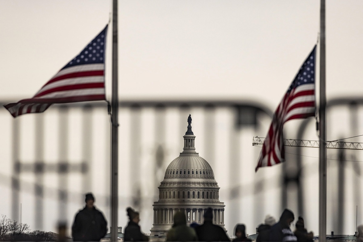 Temperature gelide a Washington, giuramento “indoor” per Trump: 40 anni fa toccò a Reagan