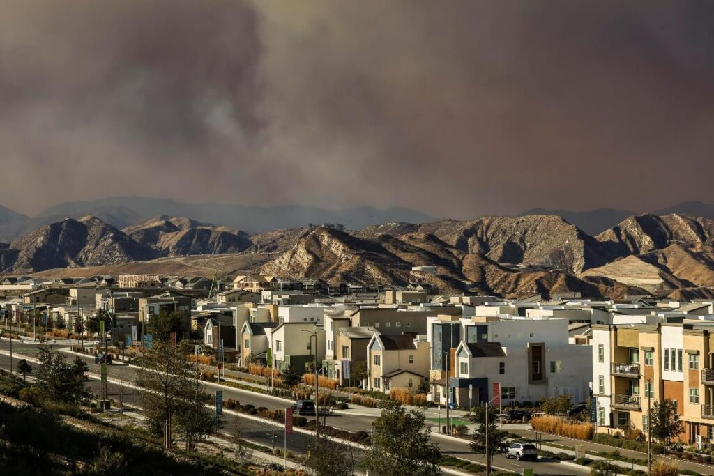 hughes fire incendio los angeles santa clarita